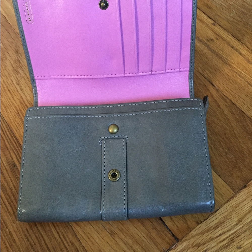 Grey coach wallet - Picture 4 of 8